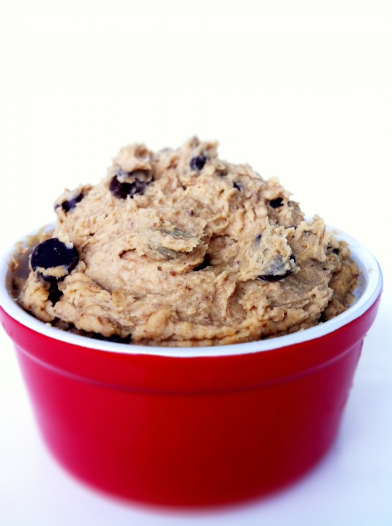 Healthy cookie dough dip