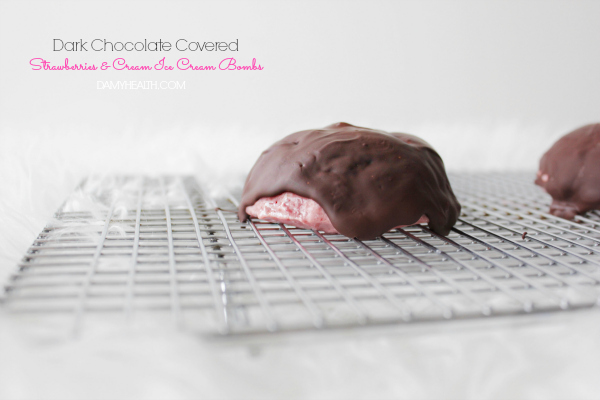 Dark Chocolate Covered Strawberries & Cream Ice Cream Bombs4