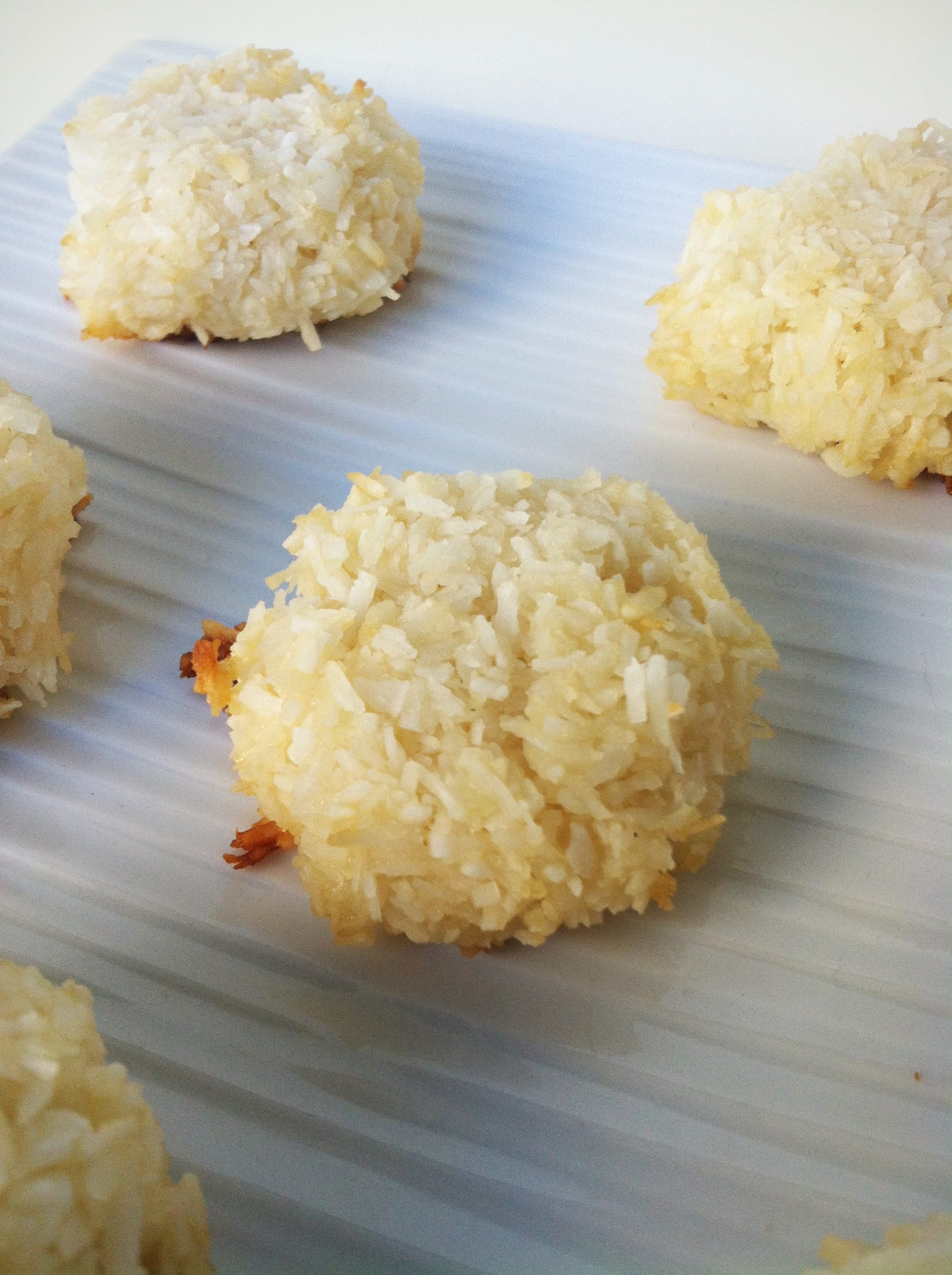 Clean Eating Coconut Macaroons