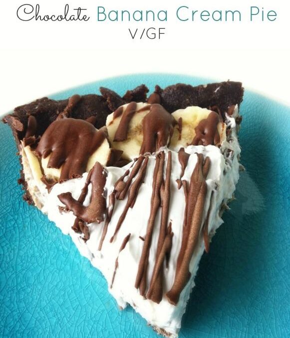 Healthy Chocolate Banana Cream Pie (GF, Raw and Vegan)